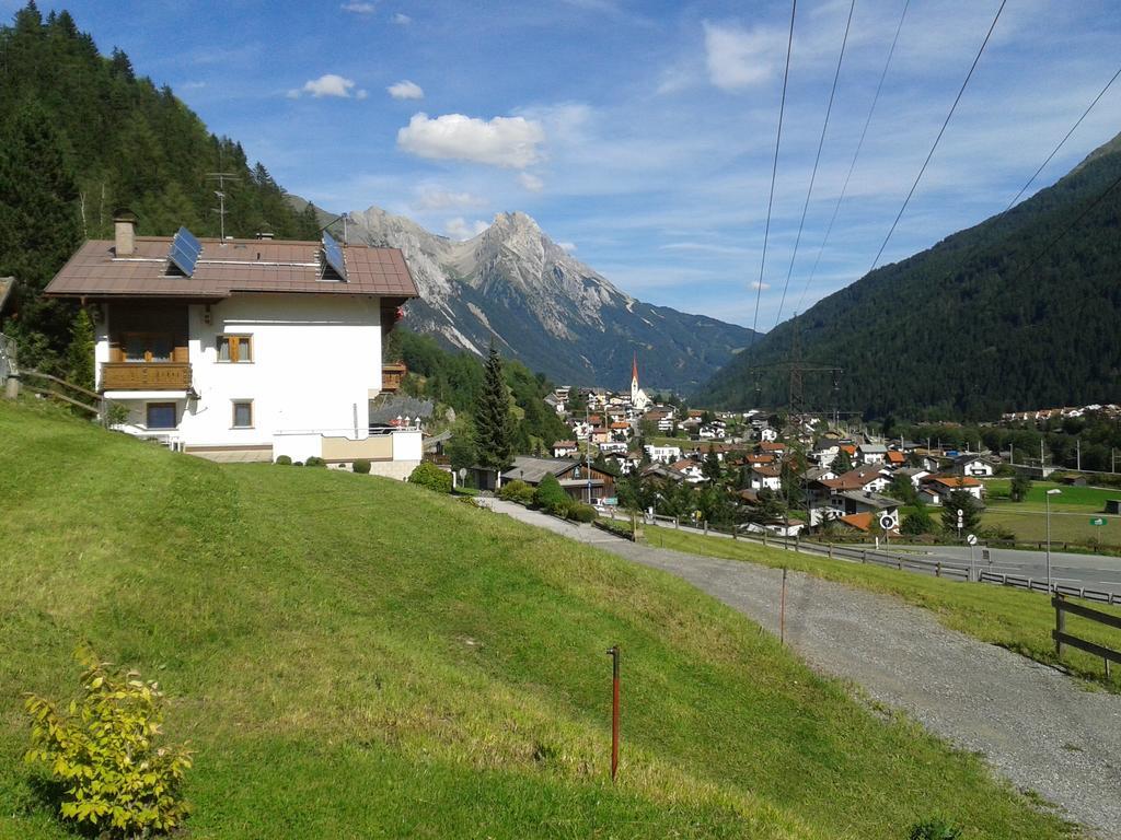 Apart Silke Pettneu am Arlberg Værelse billede